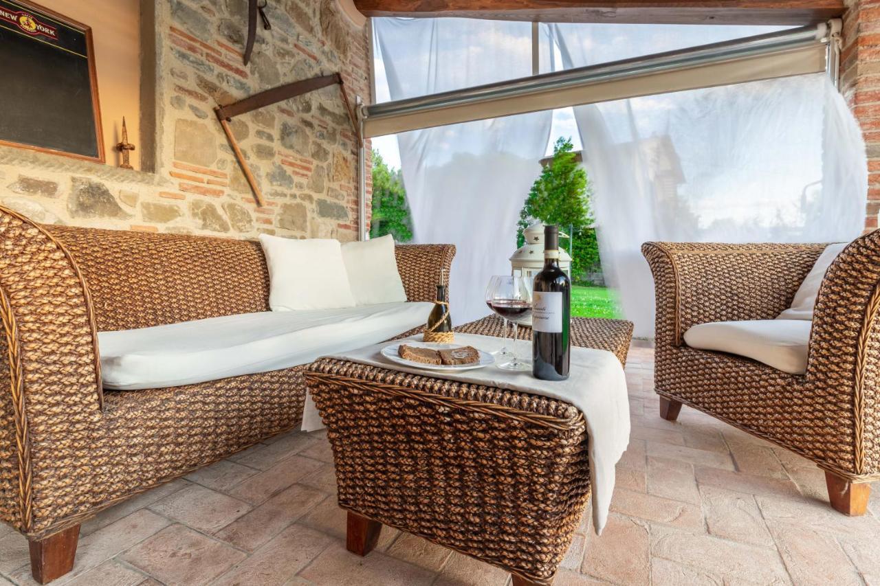 La Casa Medioevale Bed & Breakfast Lamporecchio Exterior foto