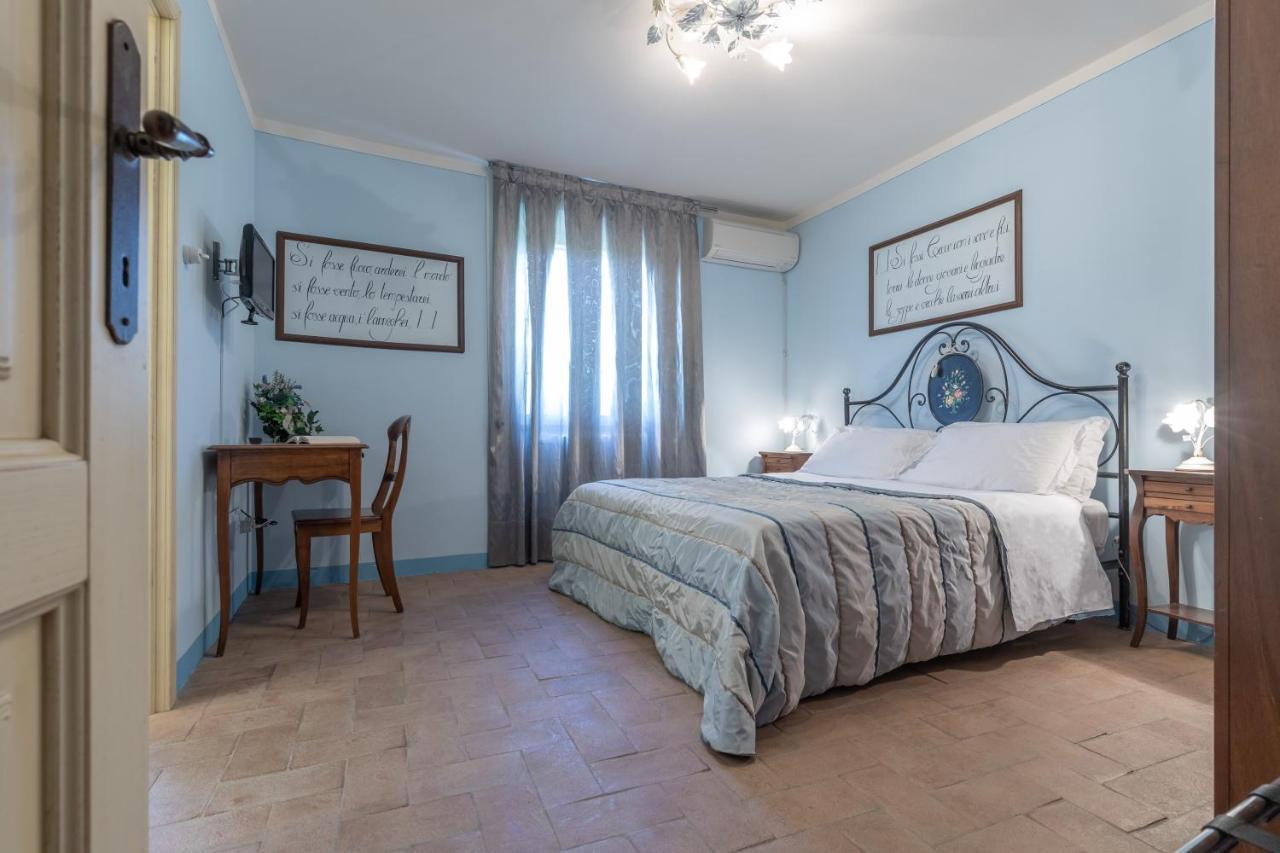 La Casa Medioevale Bed & Breakfast Lamporecchio Exterior foto