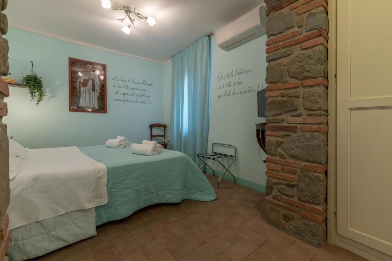 La Casa Medioevale Bed & Breakfast Lamporecchio Exterior foto