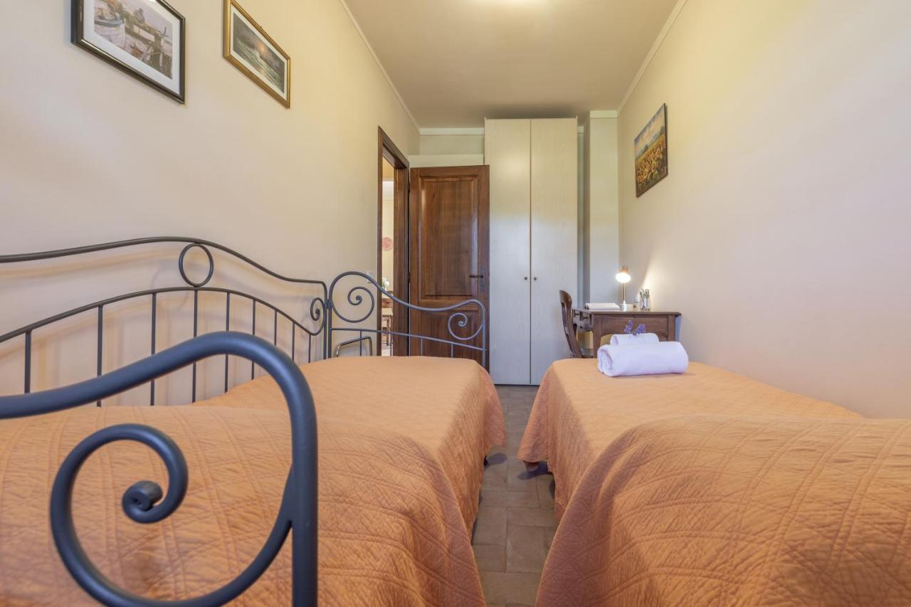 La Casa Medioevale Bed & Breakfast Lamporecchio Exterior foto