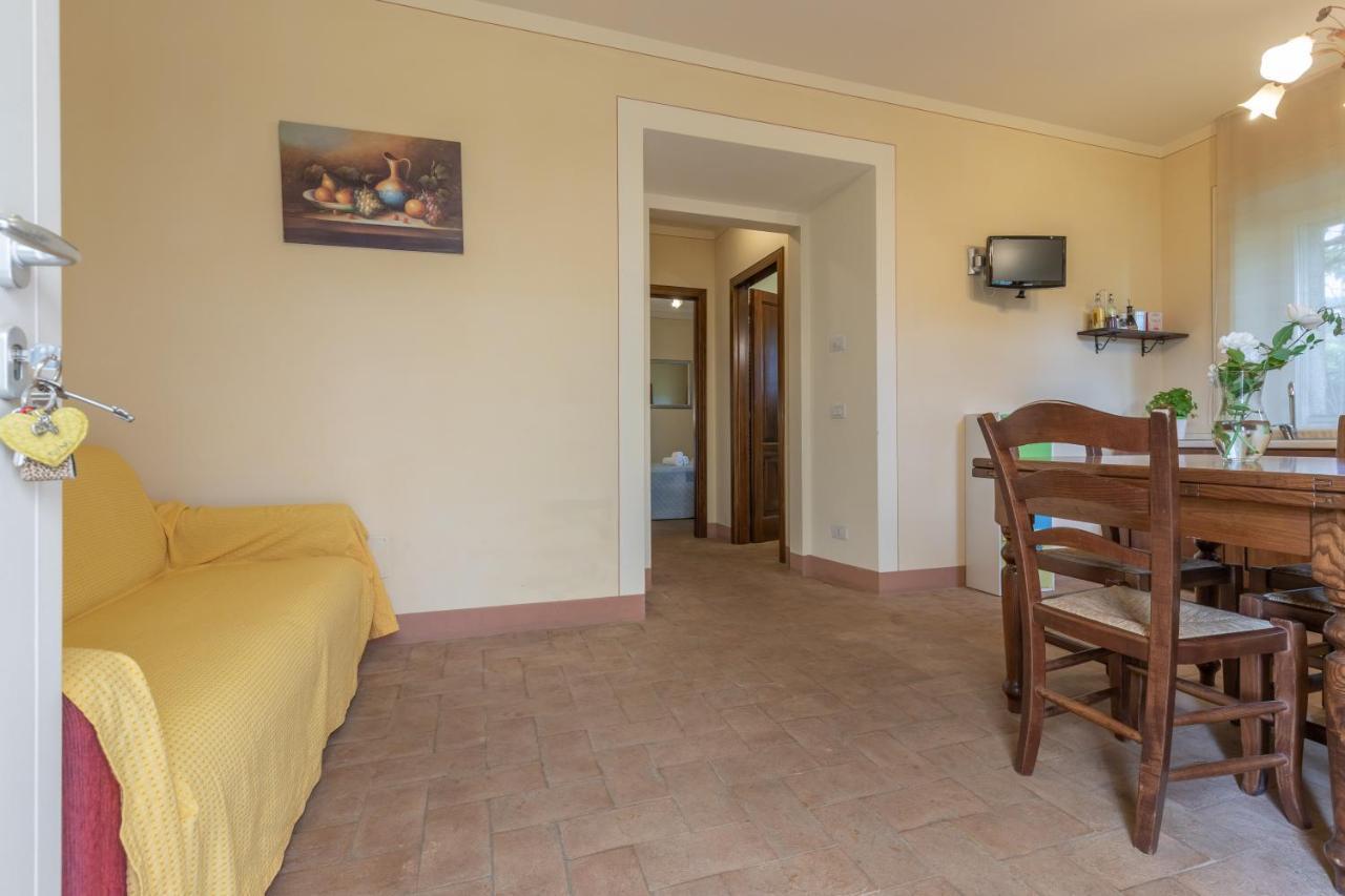 La Casa Medioevale Bed & Breakfast Lamporecchio Exterior foto